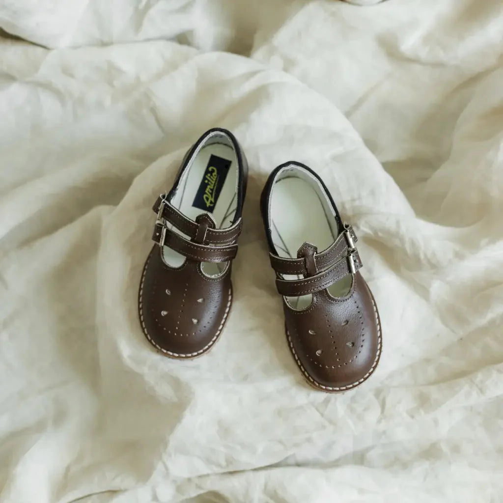 Claire T-Strap - Brown