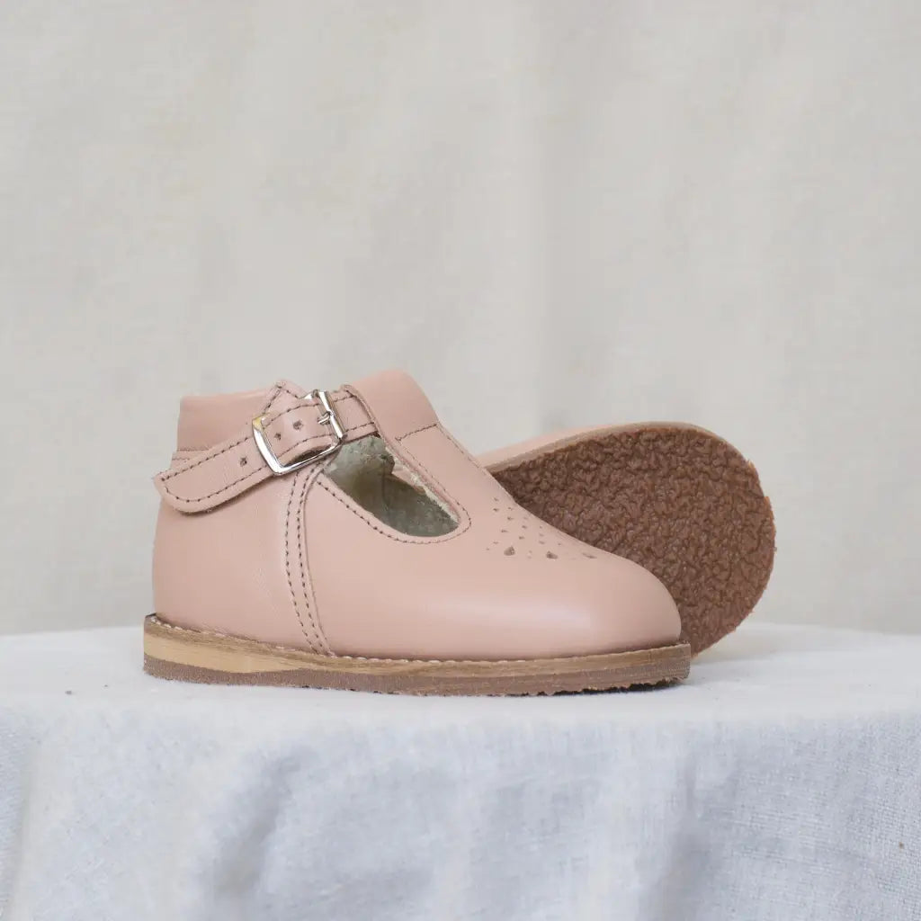 Greta T-Strap - Pink Shell