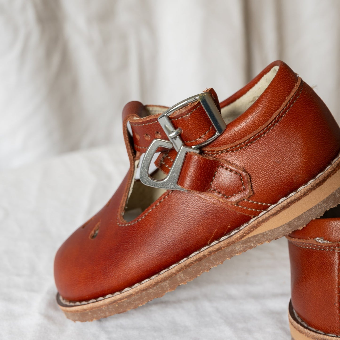 Nora T-Strap - Chestnut